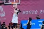 懵了！外国球迷看张子宇打球：简直非人类！这还怎么玩？WNBA要完